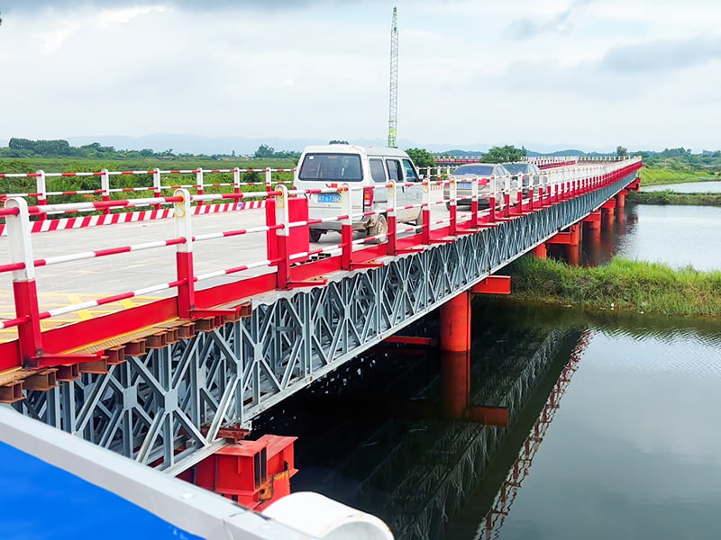 Cầu tiếp cận thép mạ kẽm nhịp lớn